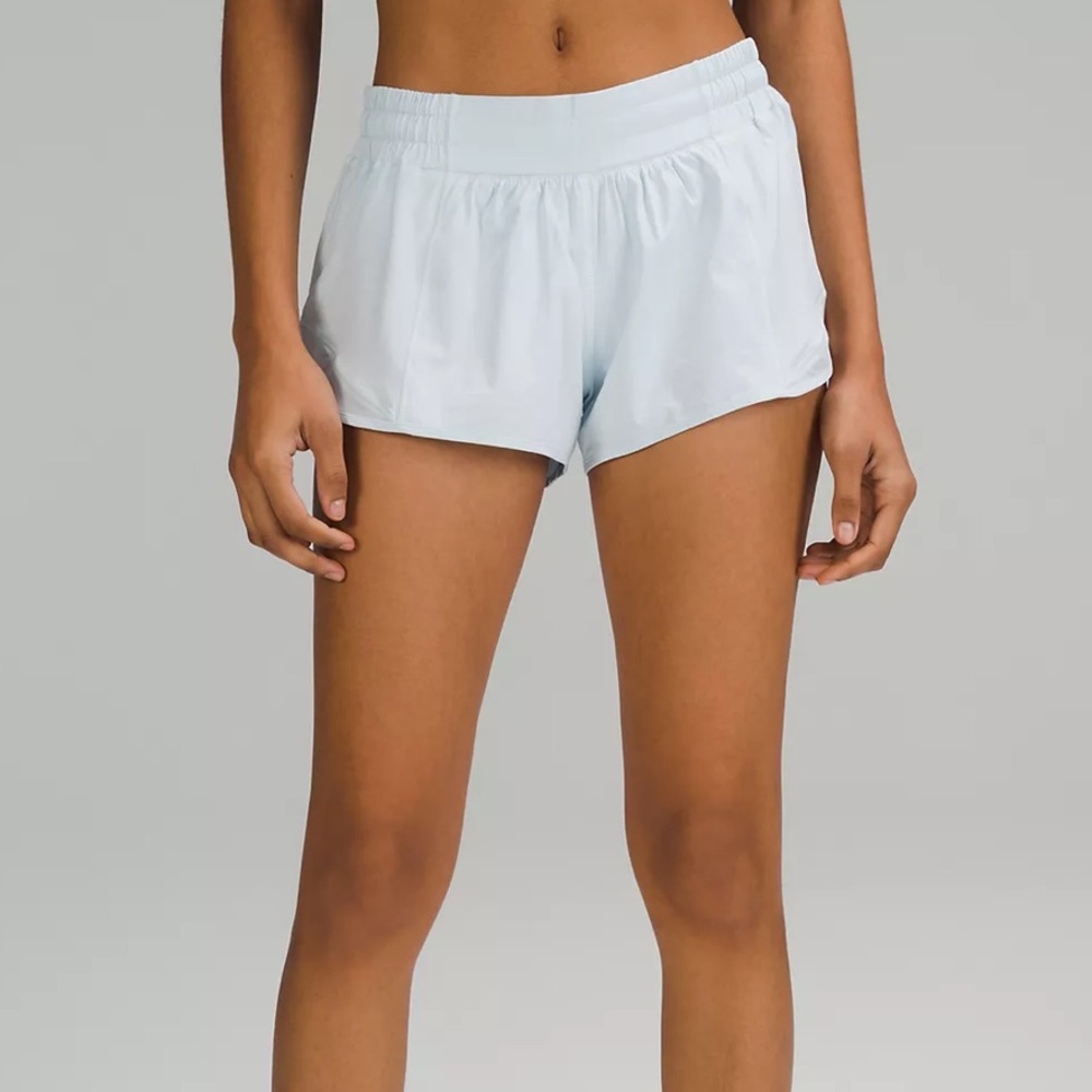 Lululemon Hotty Hot Shorts size 4 light grey